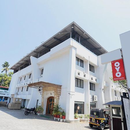 Hotel Super Townhouse Dona Castle à Kollam Extérieur photo